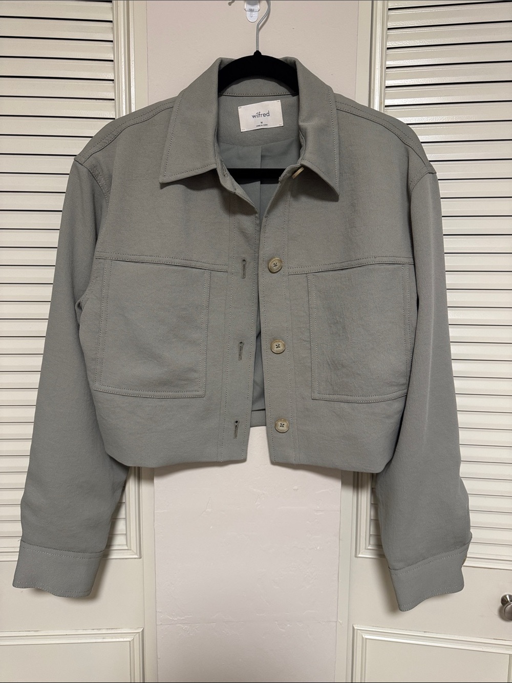 Wilfred Cropped Utility Jacket - Green/Gray